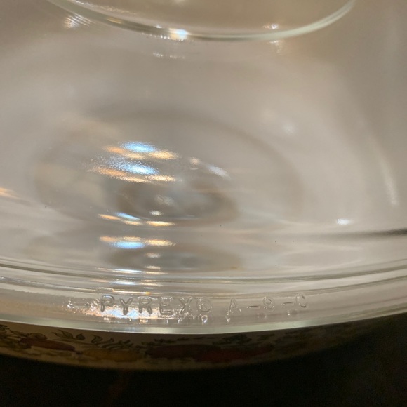 Vtg Corning Ware Le Marjaine 2 QT With Lid - Picture 3 of 12